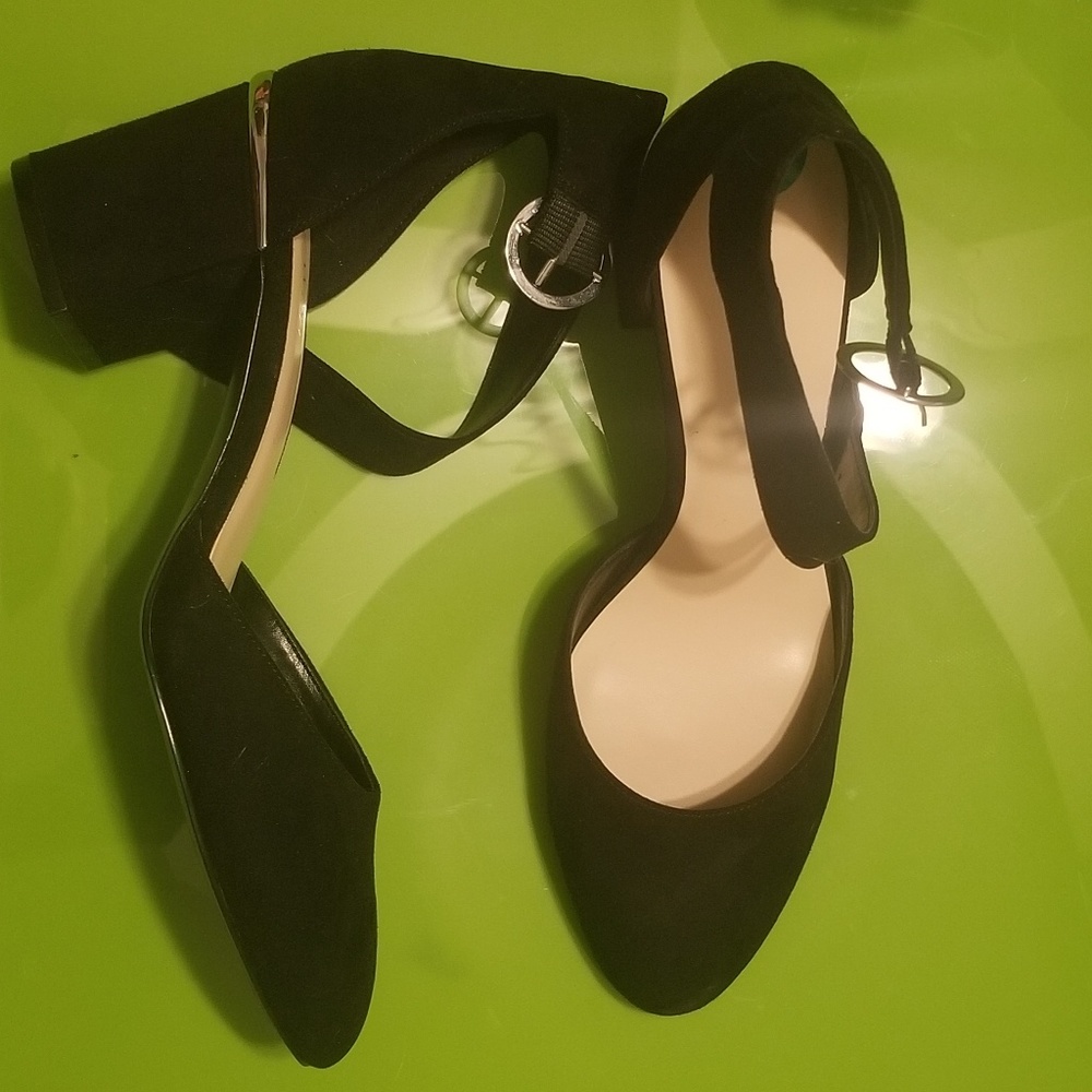 Nine West 8 Black Heels Ankle Strap